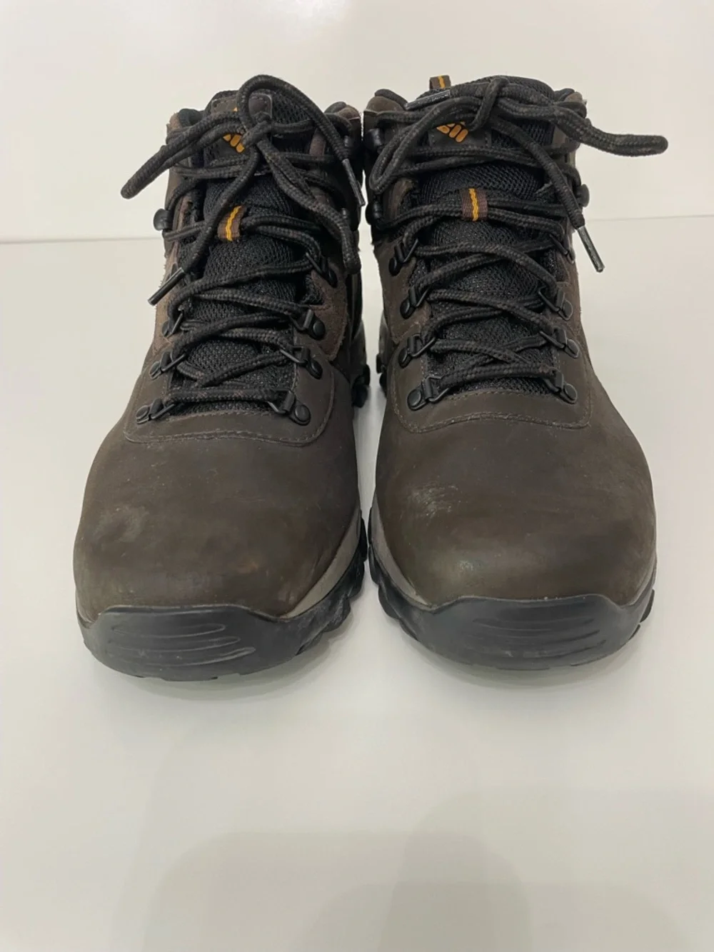 Columbia Men's Gorpcore Newton Ridge Waterproof Trail Hiking Boots, size 13